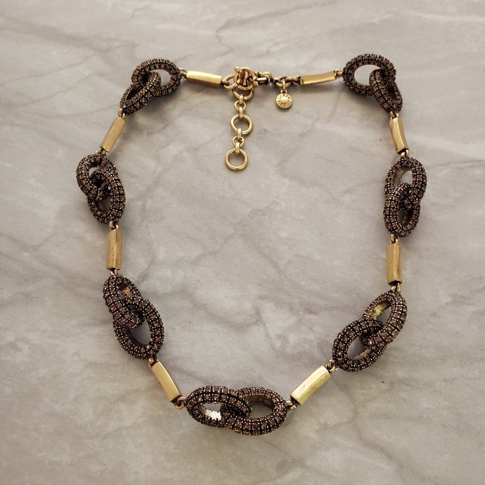 ✨ J.Crew Antiqued Distress Pave Rhinestones Crystal Classic Statement Necklace ✨ - Picture 7 of 13